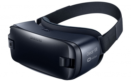 Samsung представляет новые очки виртуальной реальности Gear VR с контроллером Oculus